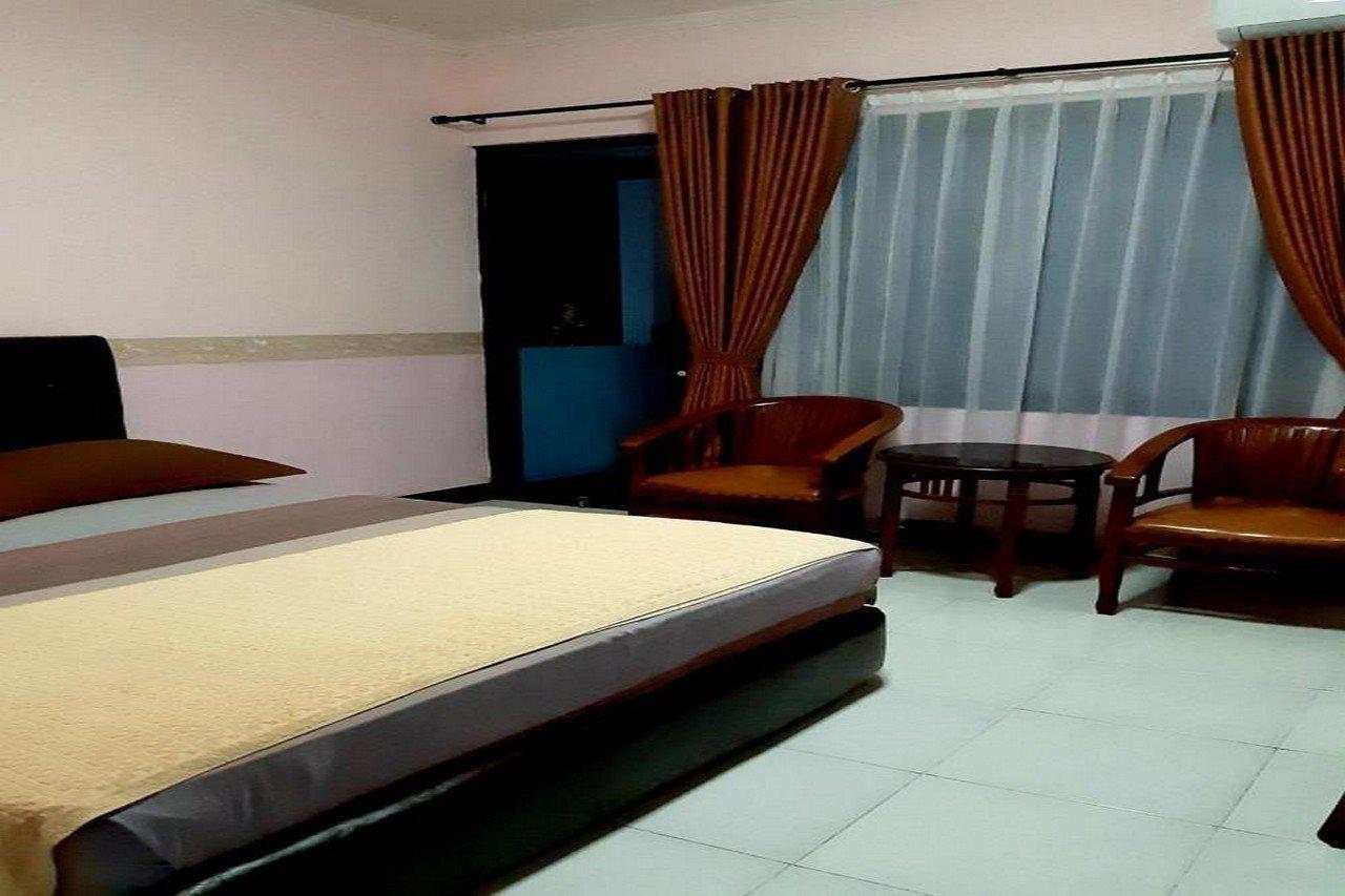 Oyo Life 90091 Wisma Pakuan Syariah Bogor Exterior photo