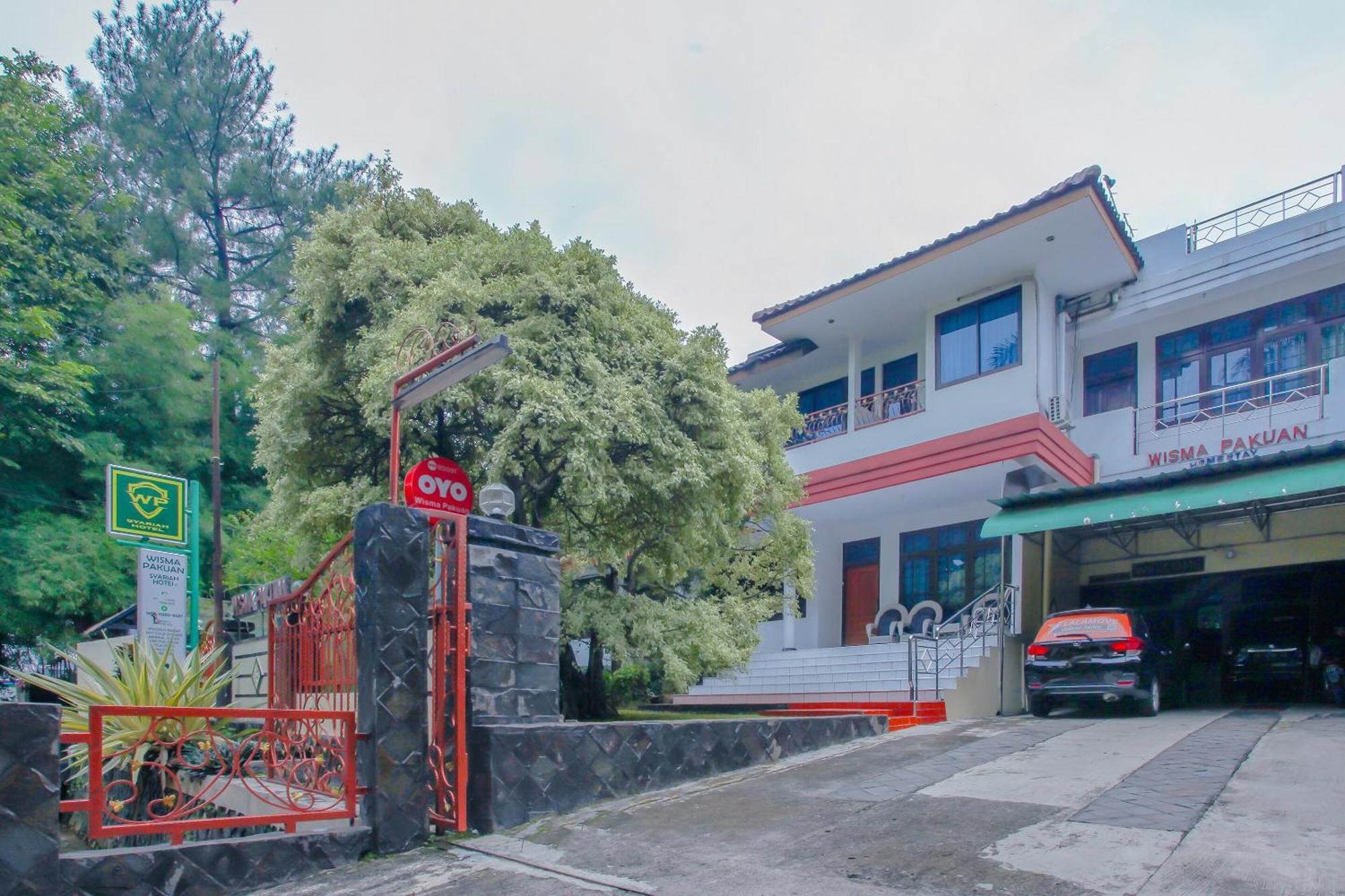 Oyo Life 90091 Wisma Pakuan Syariah Bogor Exterior photo